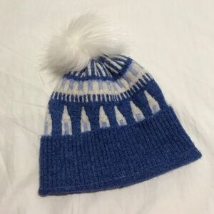 VERO MODA Ribbed Winter Fur Pom Pom Beanie Hat Blue White